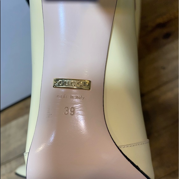 Gucci Cutout 95 Leather Knee Boots - Picture 7 of 13